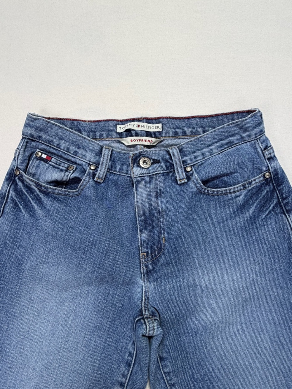 Tommy Hilfiger Boyfriend Jeans Sz 2 High Rise Straight Leg Normcore Casual - Picture 4 of 7